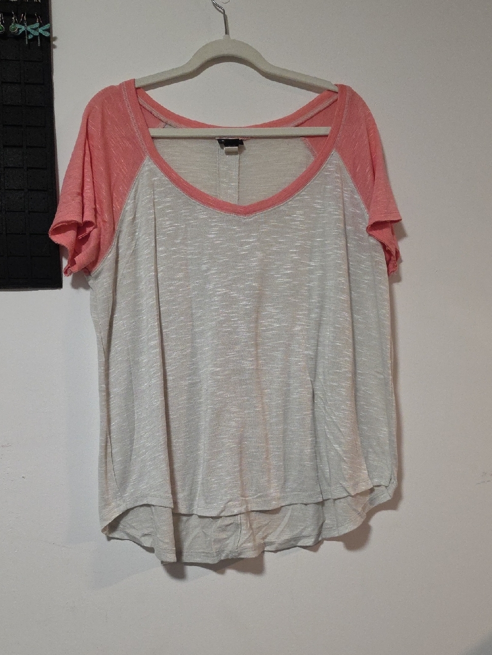 Torrid Size 1, Pink Raglan Sleeve Tee